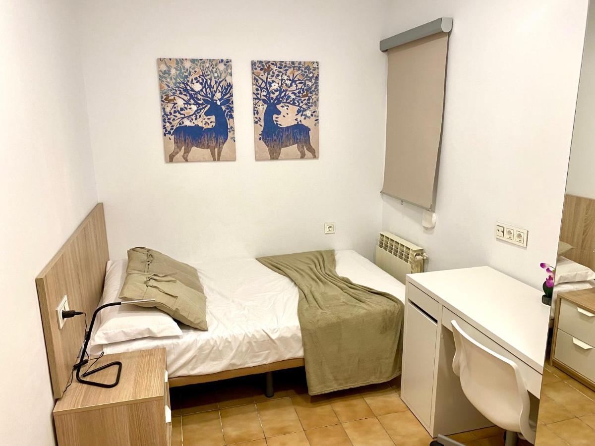 Piso Centrico Con Parking A 20Min De Barcelona Apartment Terrassa Ngoại thất bức ảnh